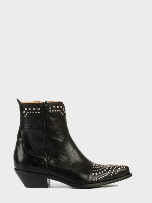 alister-black-leather-western-boots