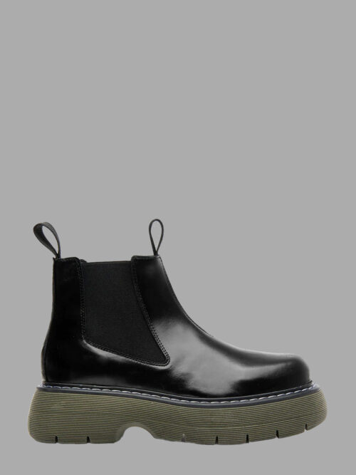 ella-black-green-leather-chelsea-boots