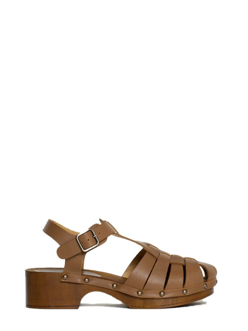 emmi-brown-leather-clogs