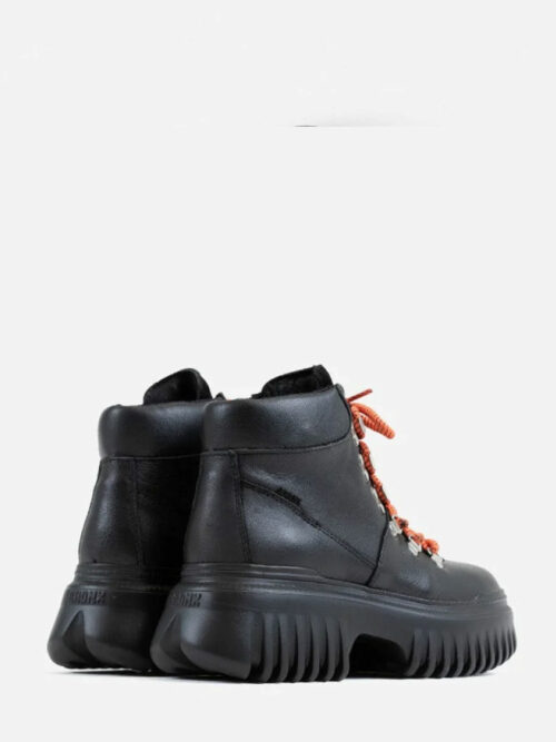 evi-ann-black-outdoor-boots