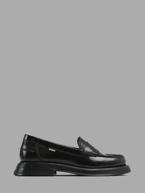 new-frizo-black-leather-loafers