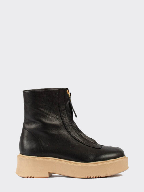 vela-front-zip-black-ankle-boots-428_1000x1000